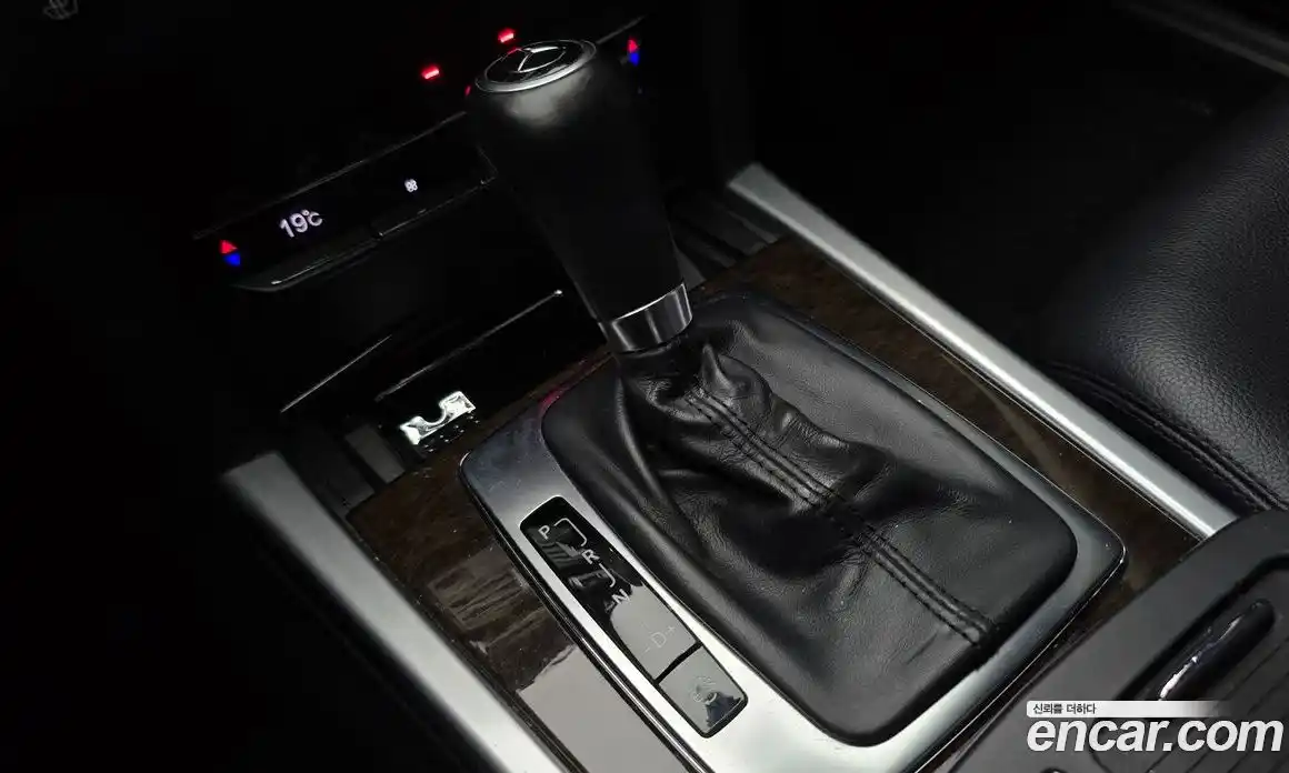 Mercedes-Benz E-Class 2011 1.8 автомат (гидро), фото 9