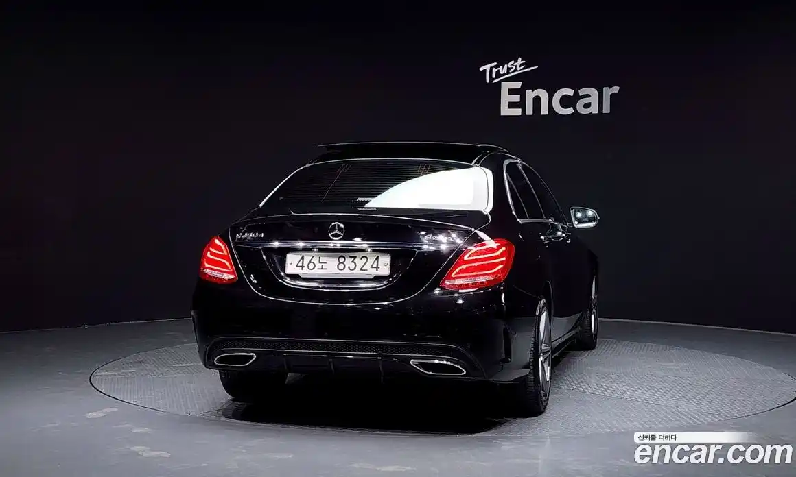 Mercedes-Benz C-Class 2018 2.1 гидро, фото 4 Mercedes-Benz C-Class 2018 2.1 гидро, фото 4