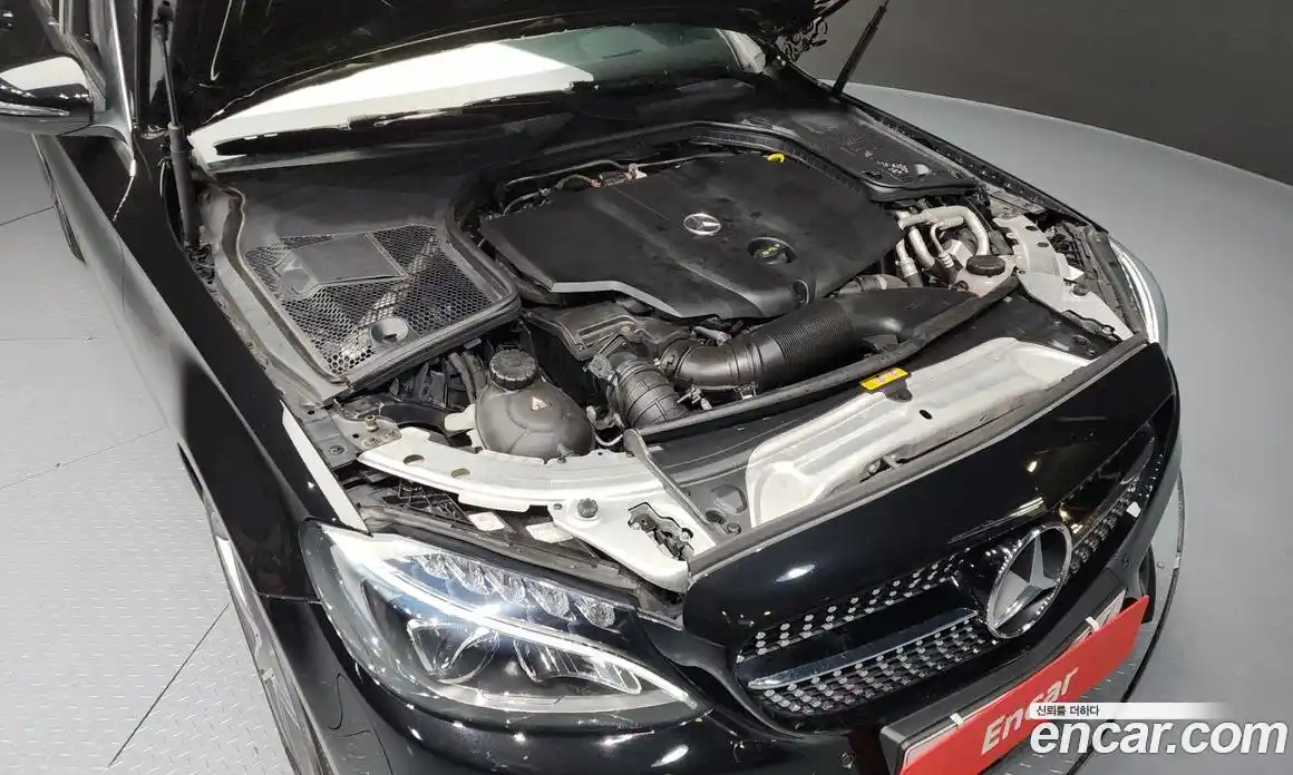 Mercedes-Benz C-Class 2018 2.1 гидро, фото 6 Mercedes-Benz C-Class 2018 2.1 гидро, фото 6