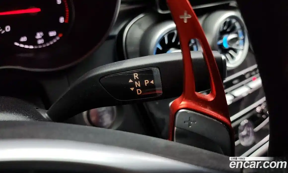 Mercedes-Benz C-Class 2018 2.1 гидро, фото 9 Mercedes-Benz C-Class 2018 2.1 гидро, фото 9