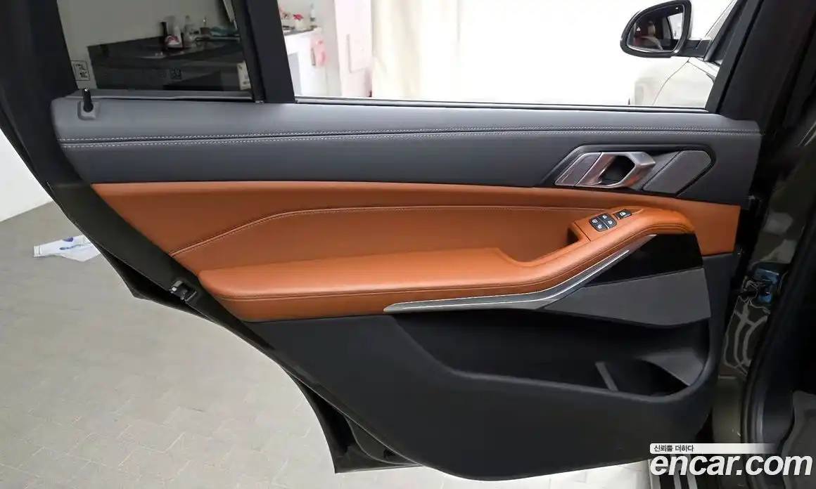 BMW X7 2025 3.0 автомат (гидро), фото 15