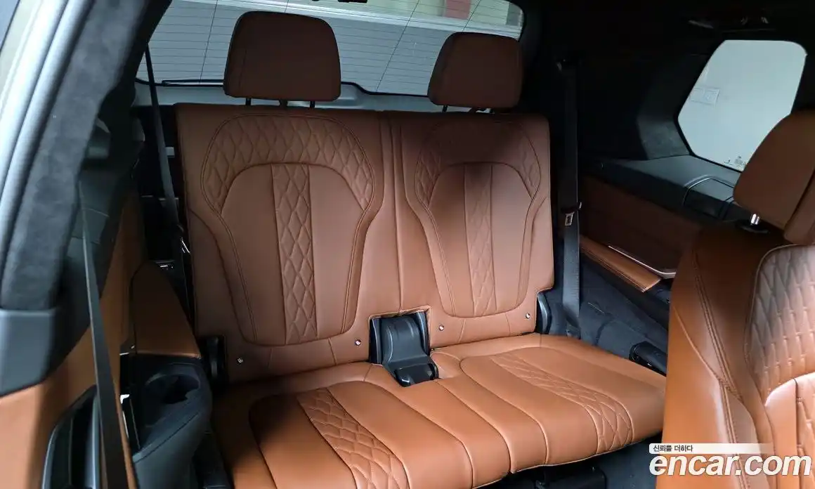 BMW X7 2025 3.0 автомат (гидро), фото 27