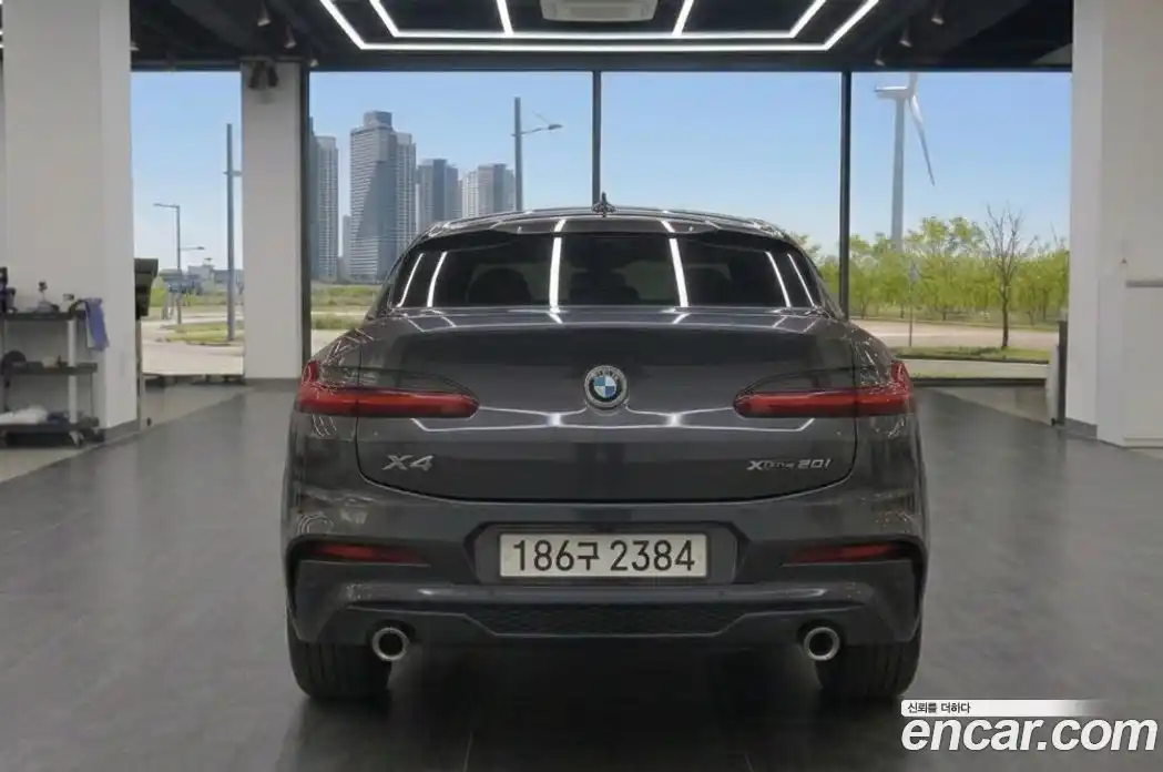 BMW X4 2023 2.0 автомат (гидро), фото 4