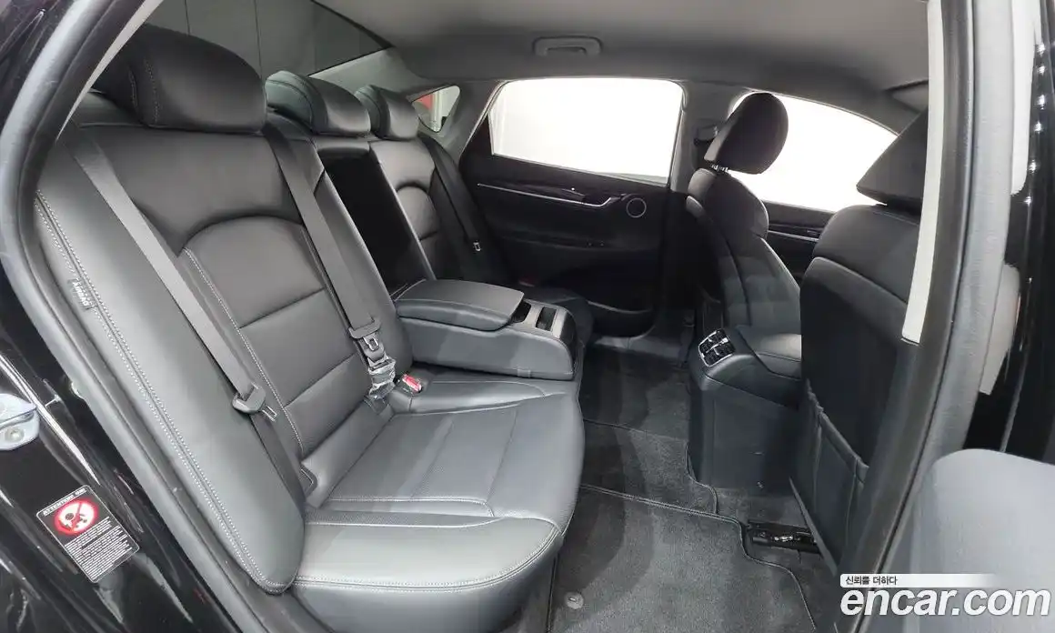 Hyundai Grandeur 2019 2.4 автомат (гидро), фото 24