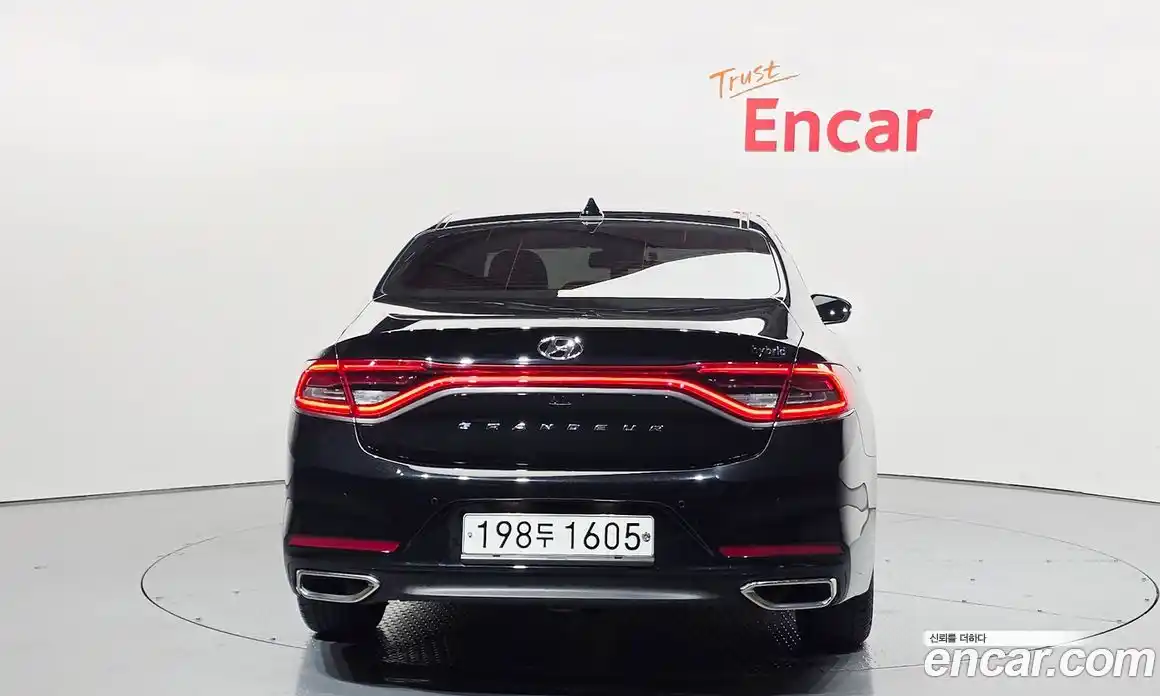 Hyundai Grandeur 2019 2.4 автомат (гидро), фото 4