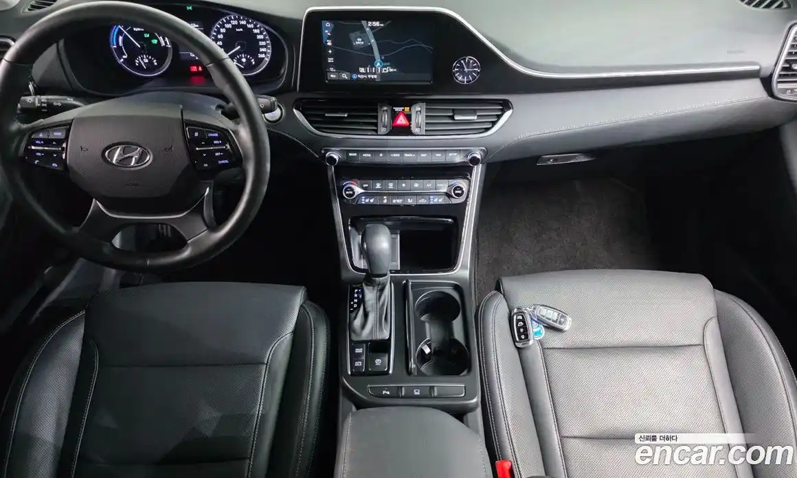 Hyundai Grandeur 2019 2.4 автомат (гидро), фото 10