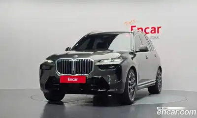 BMW X7 2025 3.0 автомат (гидро), миниатюра 3