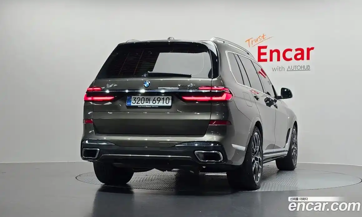 BMW X7 2025 3.0 автомат (гидро), фото 4