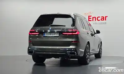 BMW X7 2025 3.0 автомат (гидро), миниатюра 4
