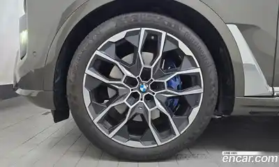 BMW X7 2025 3.0 автомат (гидро), миниатюра 5