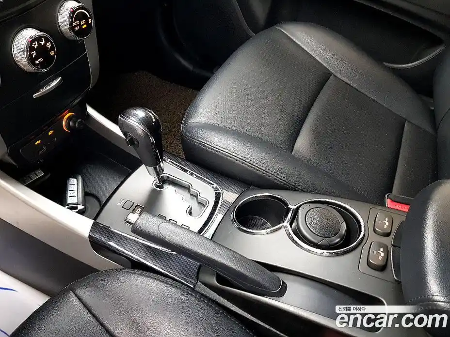 SsangYong Korando 2012 2.0 автомат (гидро), фото 15