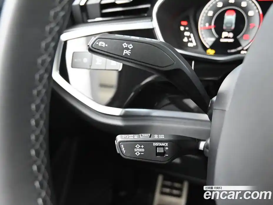 Audi Q3 2025 2.0 автомат (гидро), фото 16