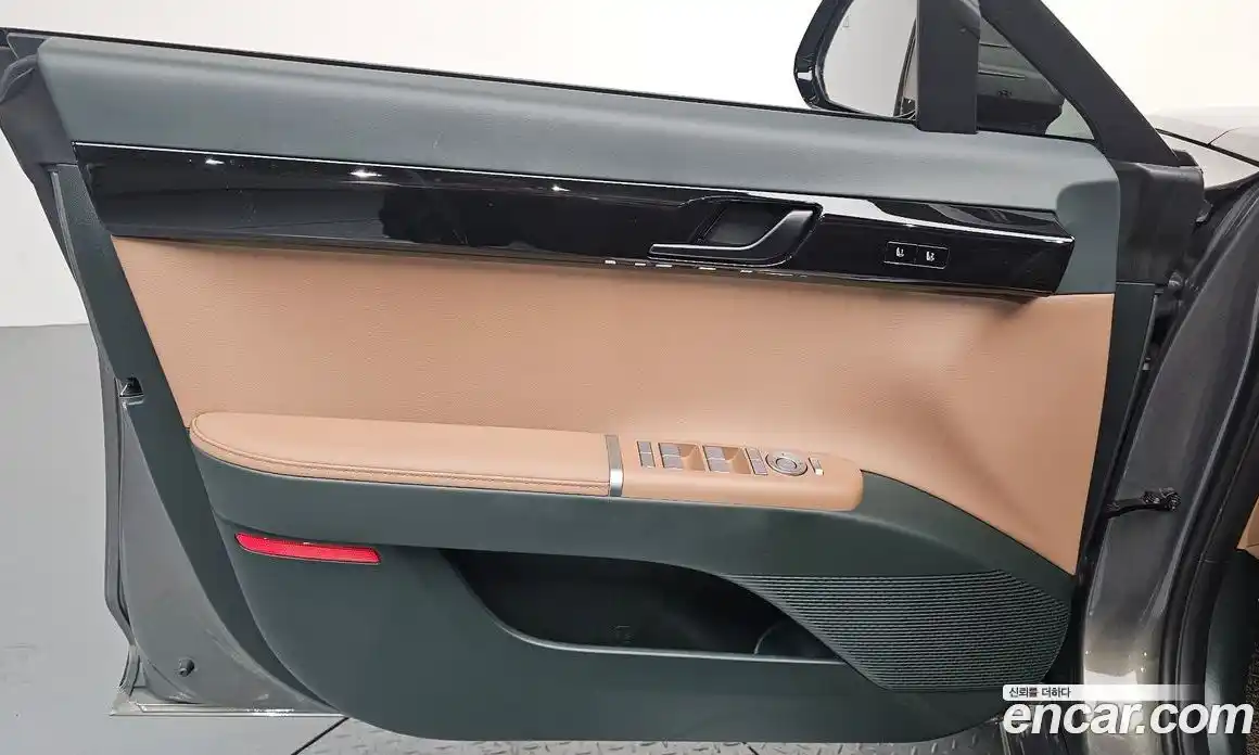 Hyundai Grandeur 2025 1.6 автомат (гидро), фото 14