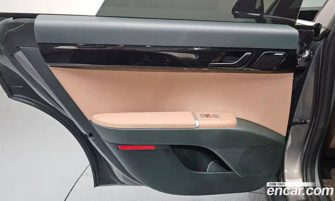 Hyundai Grandeur 2025 1.6 автомат (гидро), фото 15