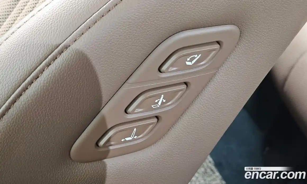 Hyundai Grandeur 2025 1.6 автомат (гидро), фото 28