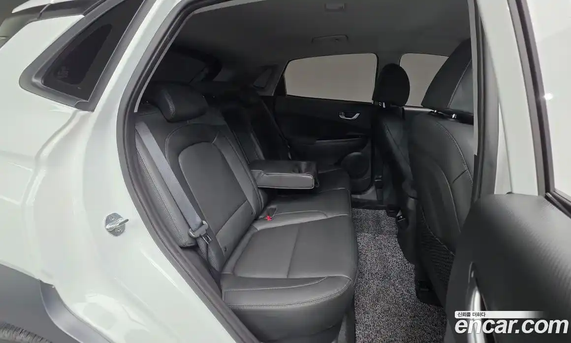 Hyundai Kona 2021 2.0 автомат (гидро), фото 35