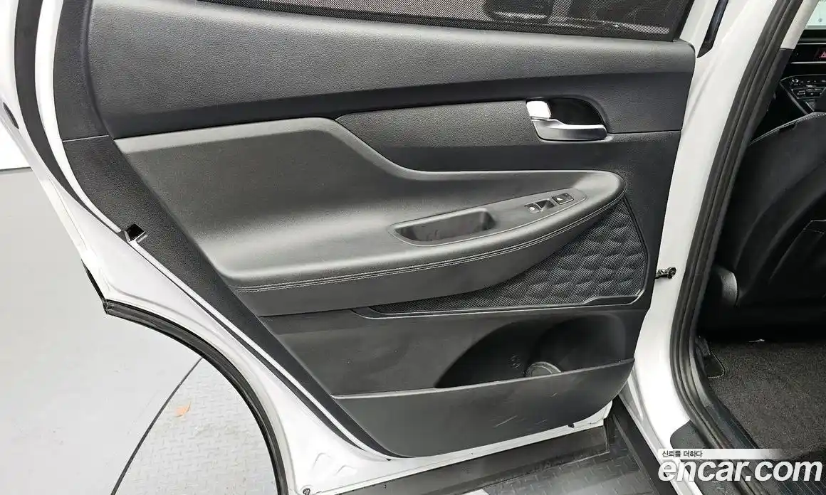 Hyundai Santa Fe 2022 2.2 автомат (гидро), фото 15