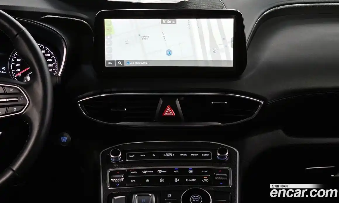 Hyundai Santa Fe 2022 2.2 автомат (гидро), фото 19