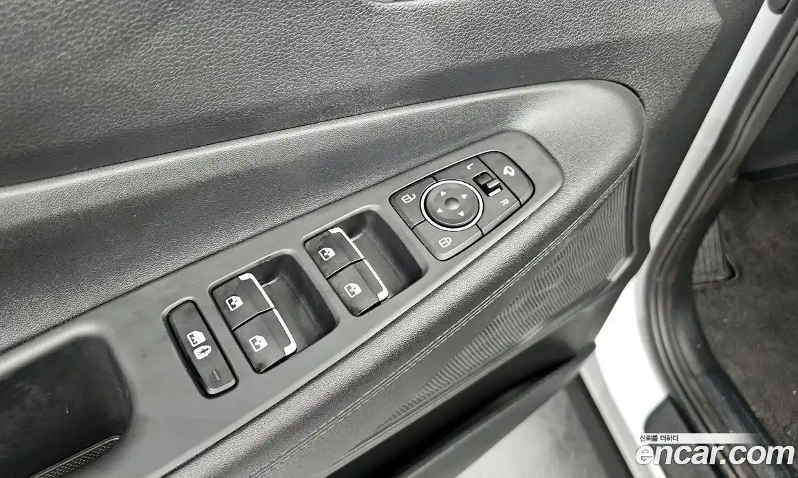 Hyundai Santa Fe 2022 2.2 автомат (гидро), фото 30