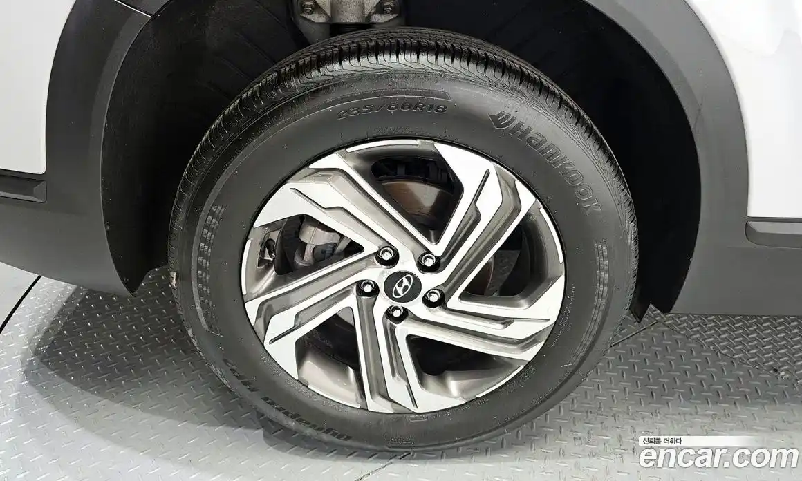 Hyundai Santa Fe 2022 2.2 автомат (гидро), фото 5