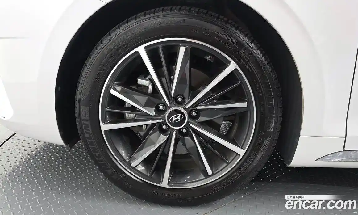 Hyundai Grandeur 2020 2.5 автомат (гидро), фото 5