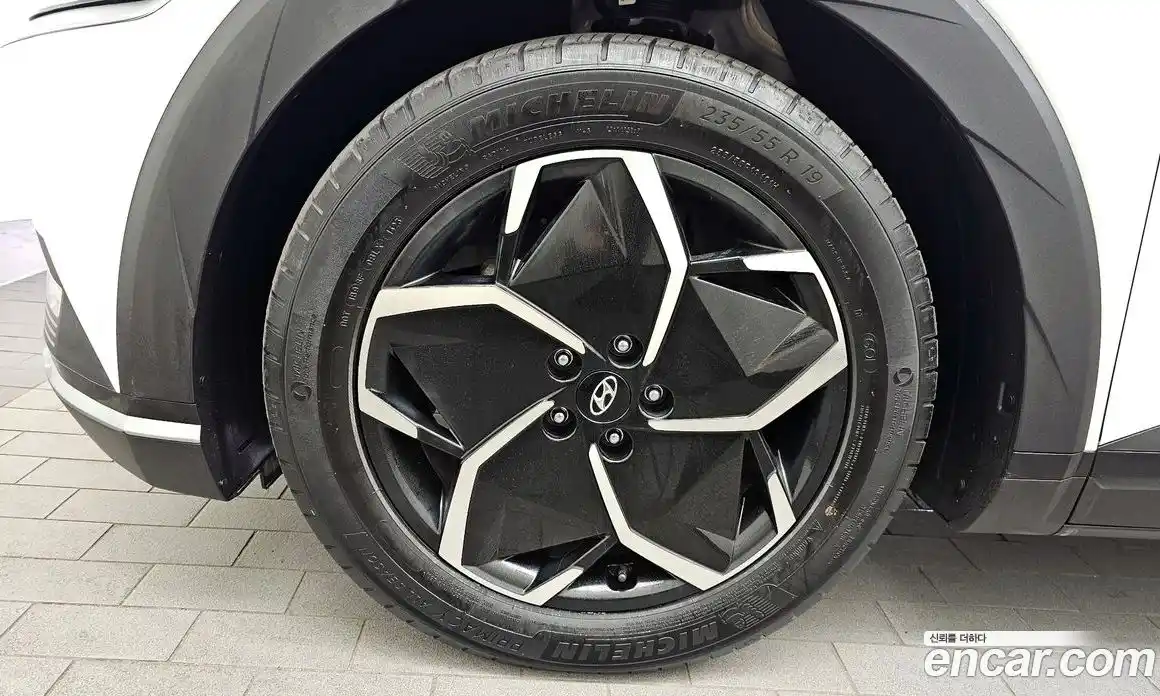 Hyundai Ioniq 5 2023 0.1 автомат (гидро), фото 5