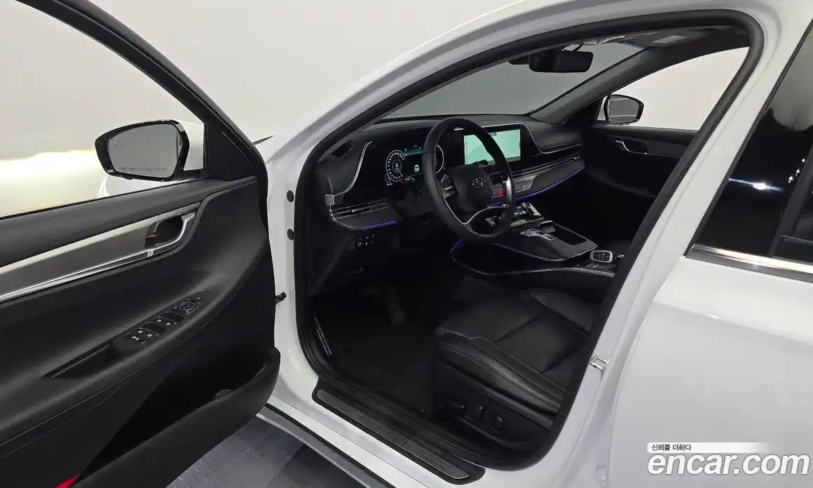 Hyundai Grandeur 2021 2.5 автомат (гидро), фото 13
