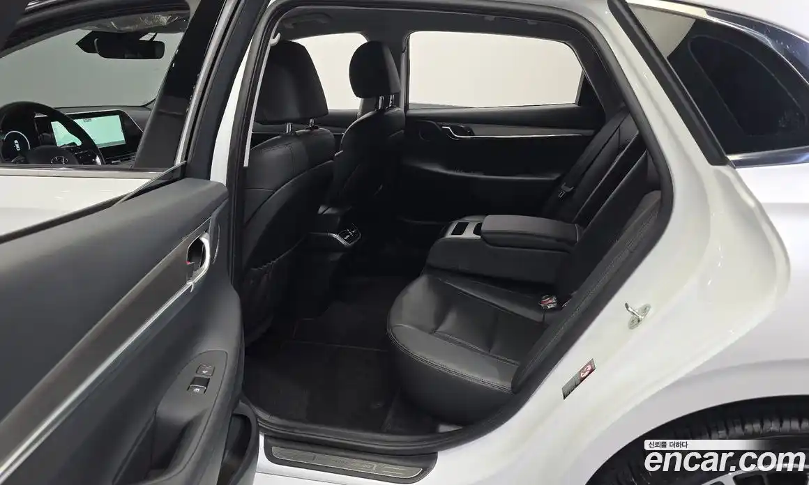 Hyundai Grandeur 2021 2.5 автомат (гидро), фото 18