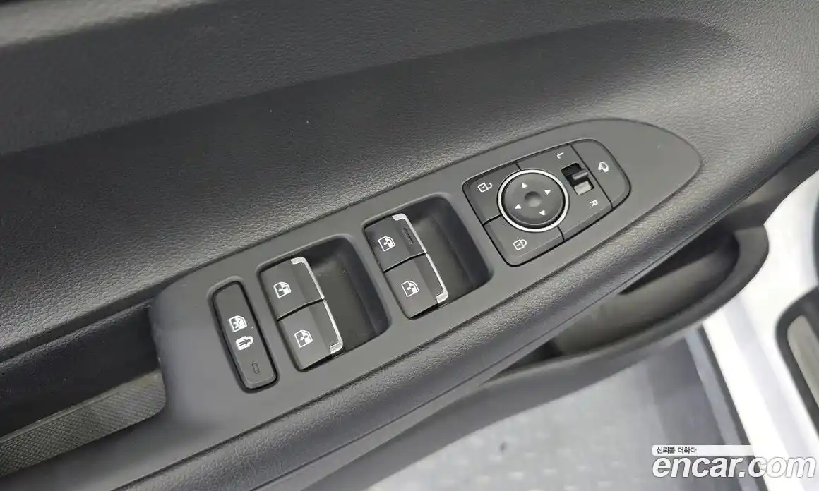 Hyundai Grandeur 2021 2.5 автомат (гидро), фото 28