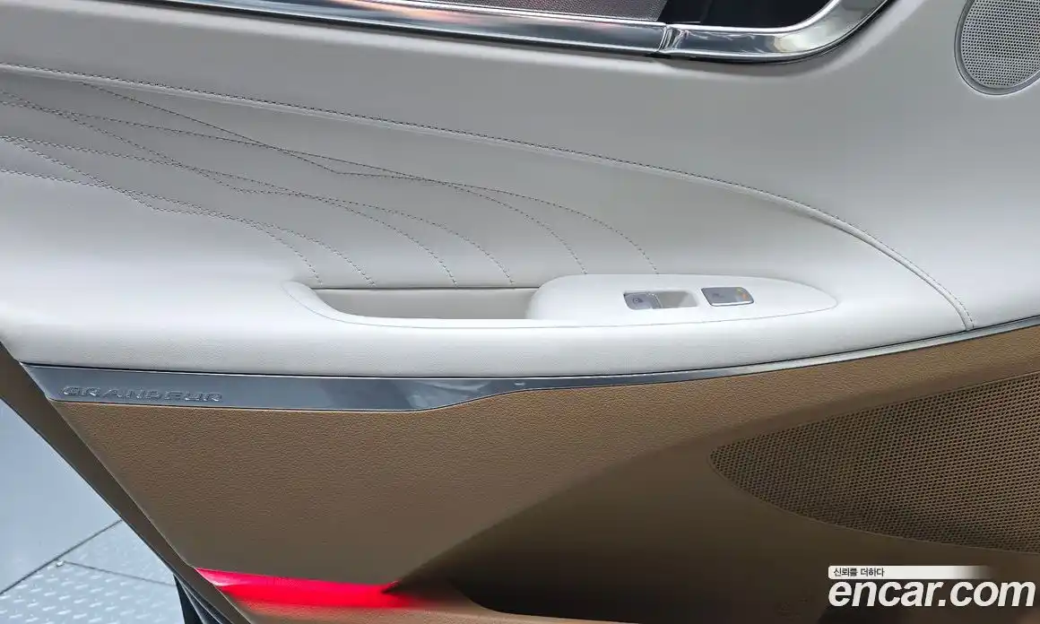 Hyundai Grandeur 2020 3.3 автомат (гидро), фото 15