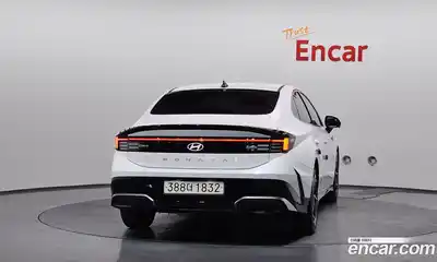 Hyundai Sonata 2024 1.6 автомат (гидро), миниатюра 4