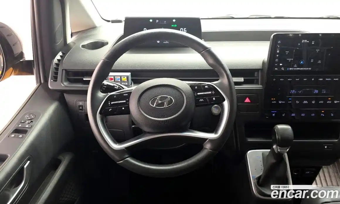 Hyundai Staria 2023 3.5 автомат (гидро), фото 20