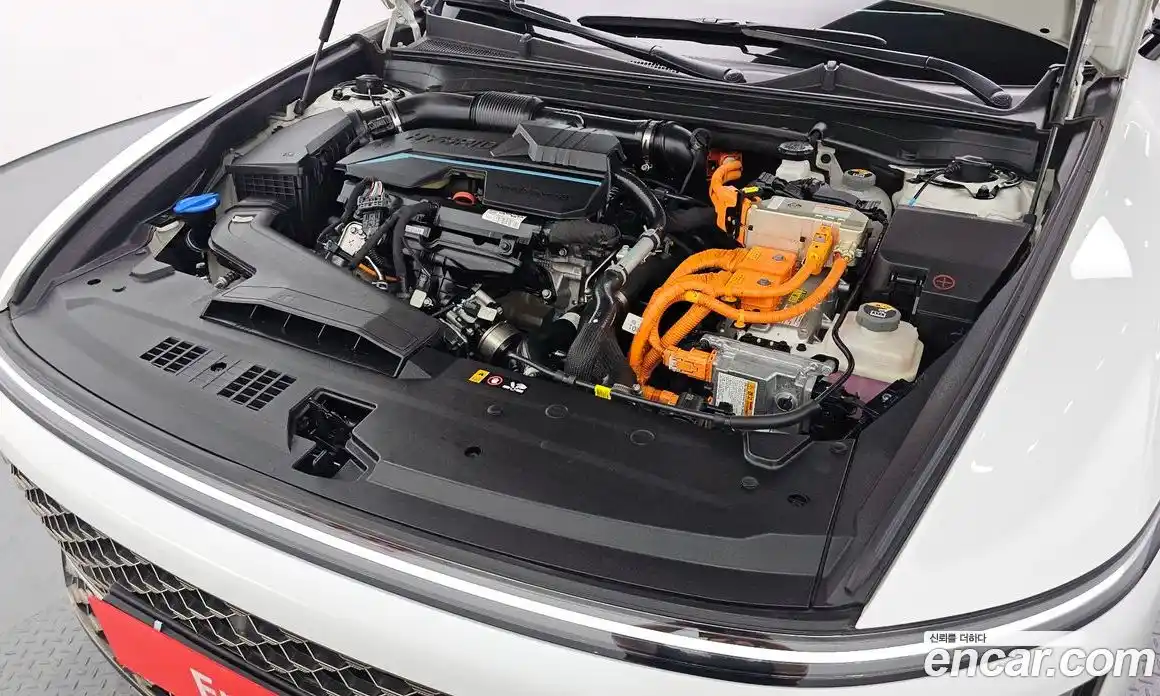 Hyundai Grandeur 2024 1.6 автомат (гидро), фото 6