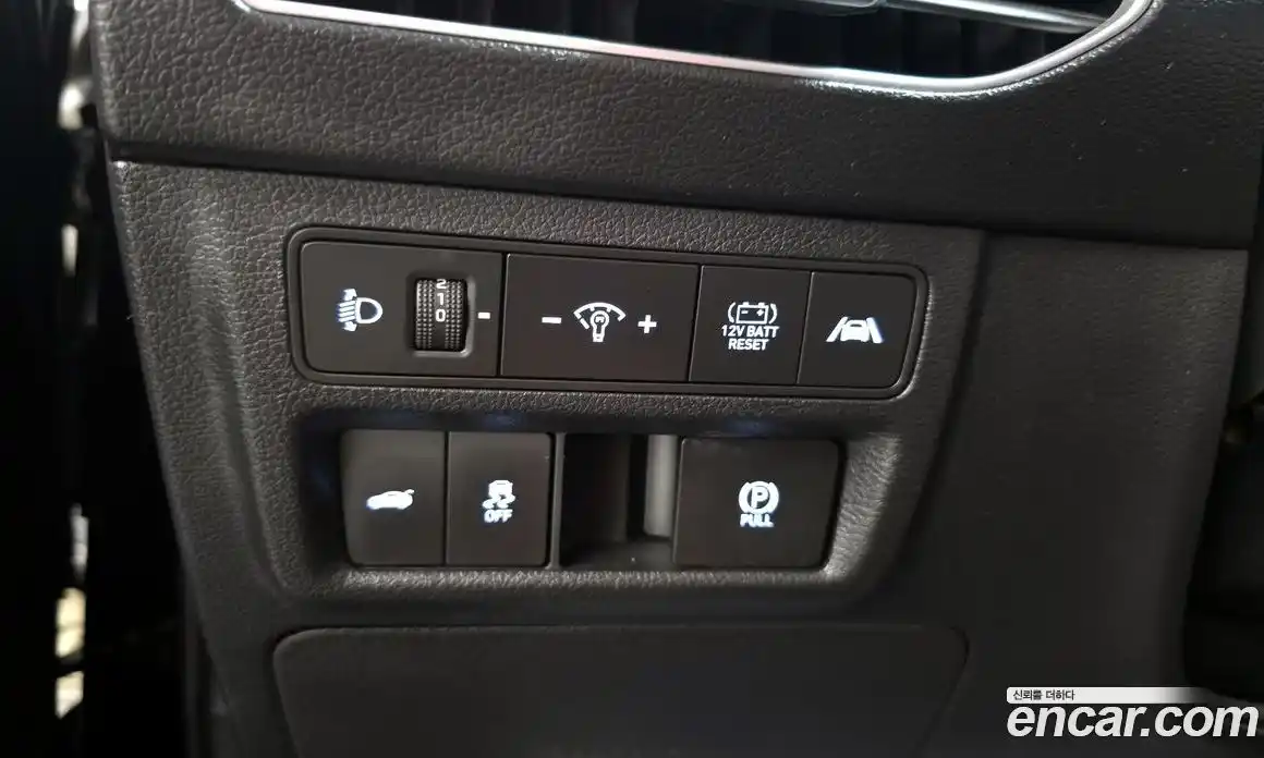 Hyundai Sonata 2023 2.0 автомат (гидро), фото 29