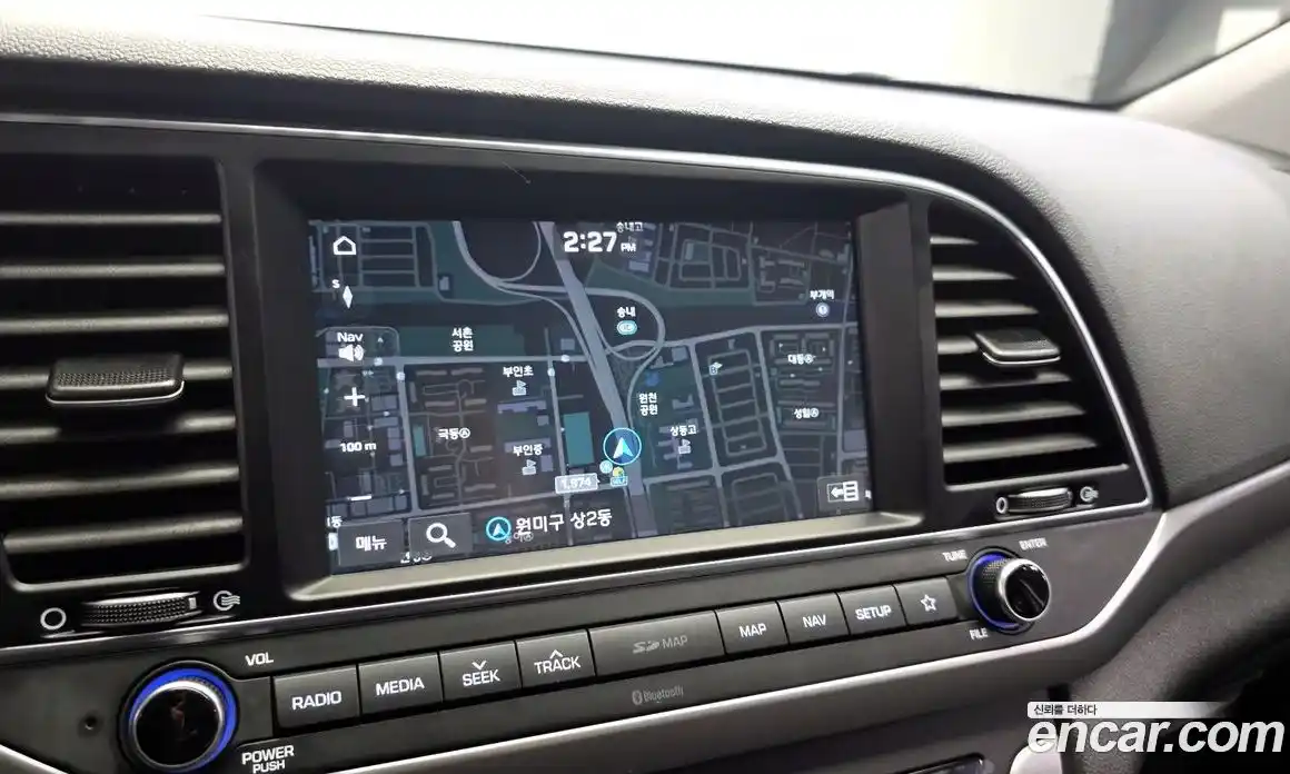 Hyundai Avante 2018 1.6 автомат (гидро), фото 21