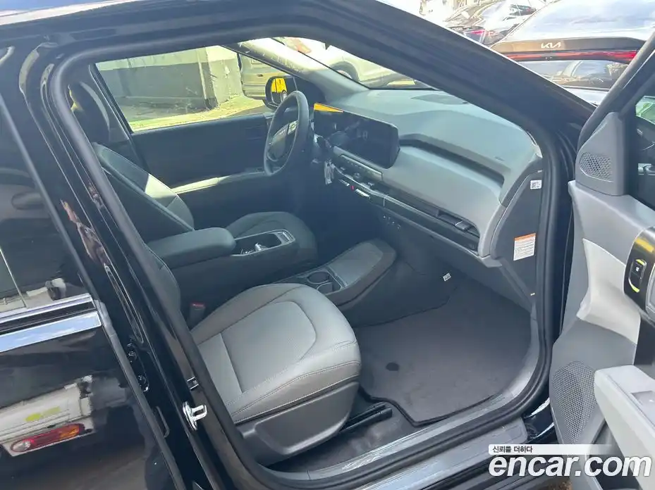 Kia EV3 2025 автомат (гидро), фото 16