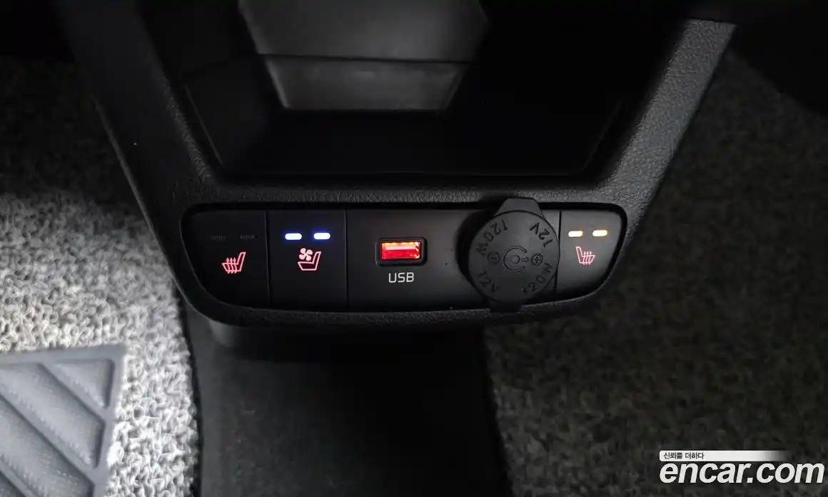 Kia Ray 2023 1.0 автомат (гидро), фото 23