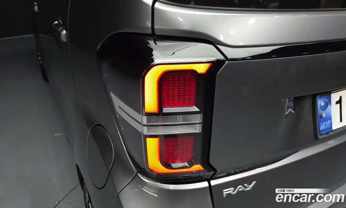 Kia Ray 2023 1.0 автомат (гидро), фото 9