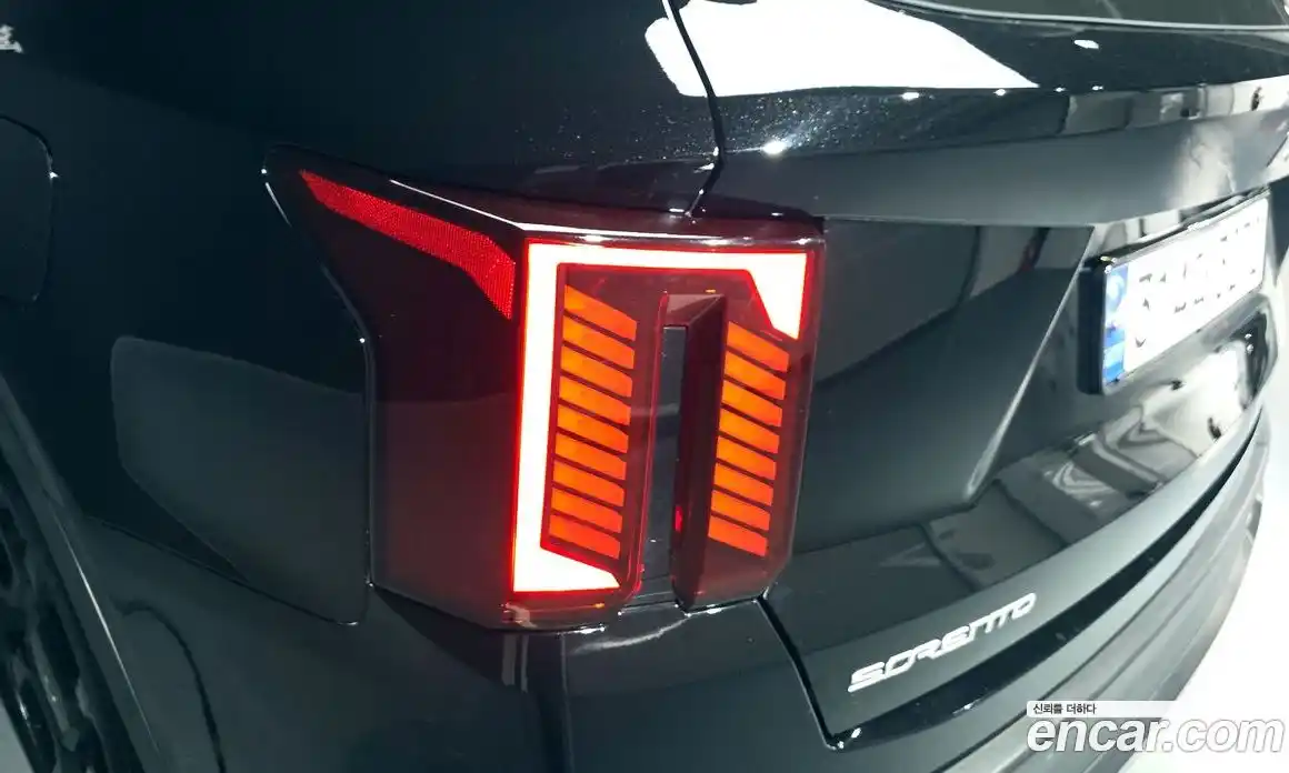 Kia Sorento 2024 2.5 автомат (гидро), фото 9