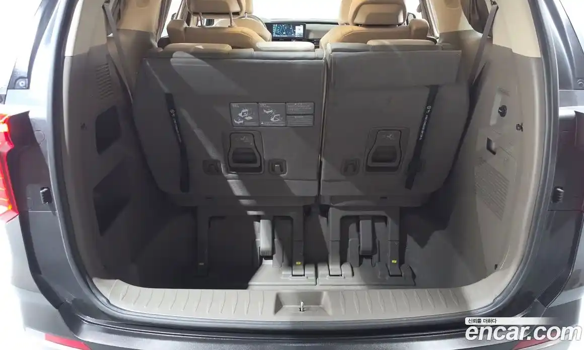 Kia Carnival 2024 1.6 автомат (гидро), фото 20