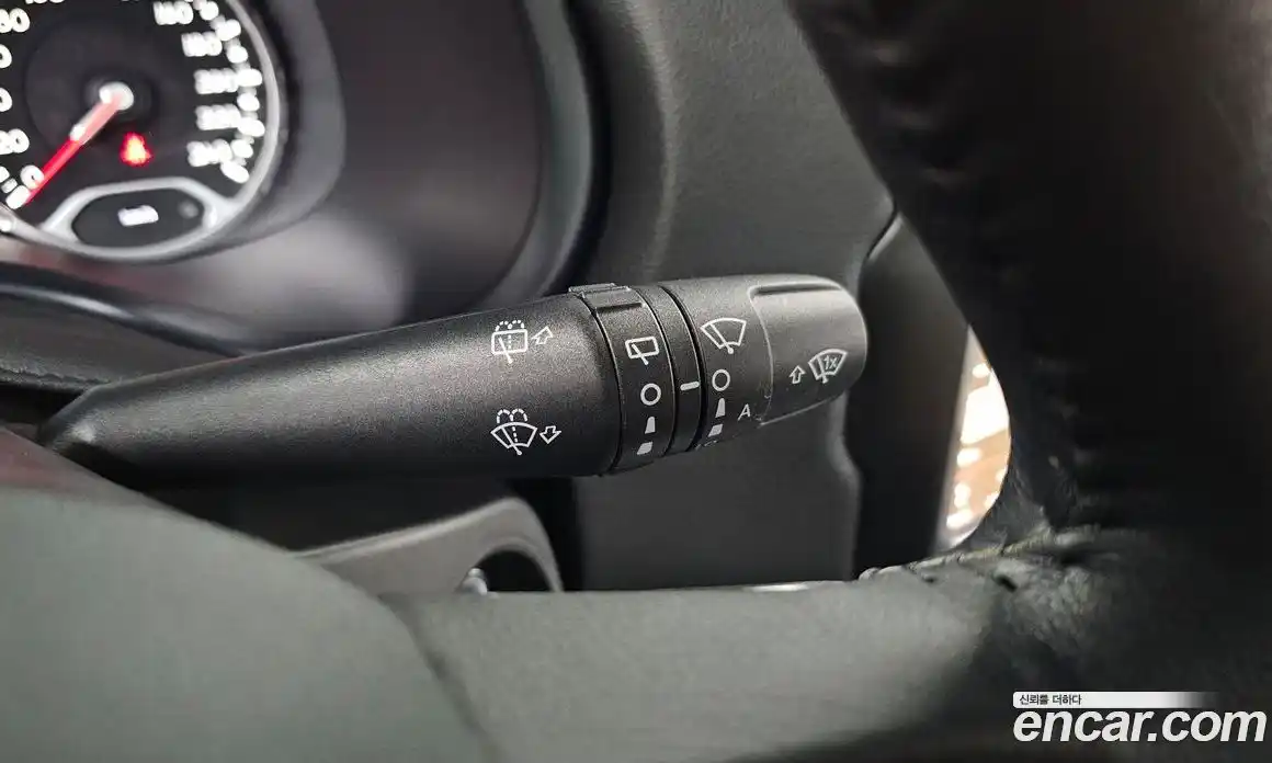 Jeep Renegade 2023 1.3 автомат (гидро), фото 26