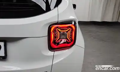Jeep Renegade 2023 1.3 автомат (гидро), миниатюра 9