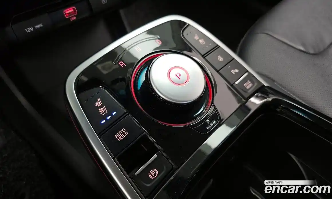 Kia Niro 2022 0.2 автомат (гидро), фото 12