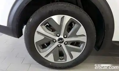 Kia Niro 2022 0.2 автомат (гидро), миниатюра 5