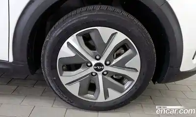 Kia Niro 2022 0.2 автомат (гидро), миниатюра 7