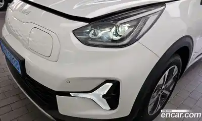 Kia Niro 2022 0.2 автомат (гидро), миниатюра 8
