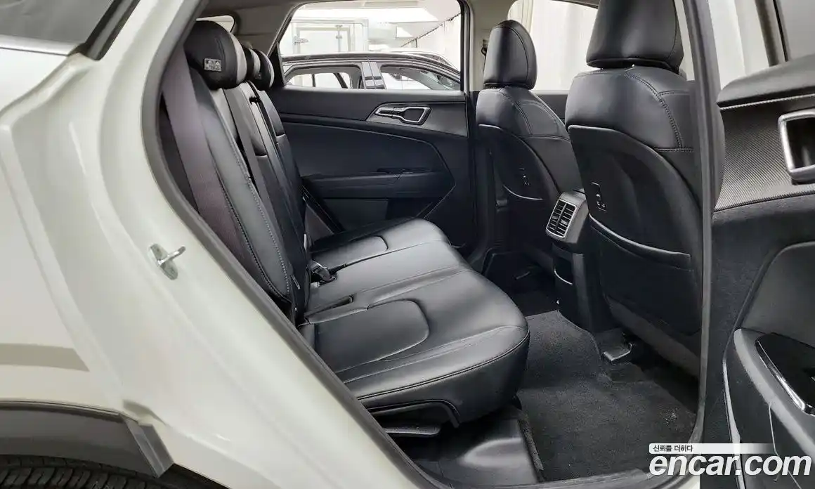 Kia Sportage 2022 1.6 автомат (гидро), фото 12