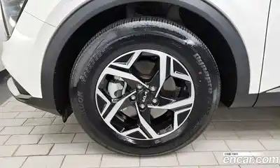 Kia Sportage 2022 1.6 автомат (гидро), миниатюра 5