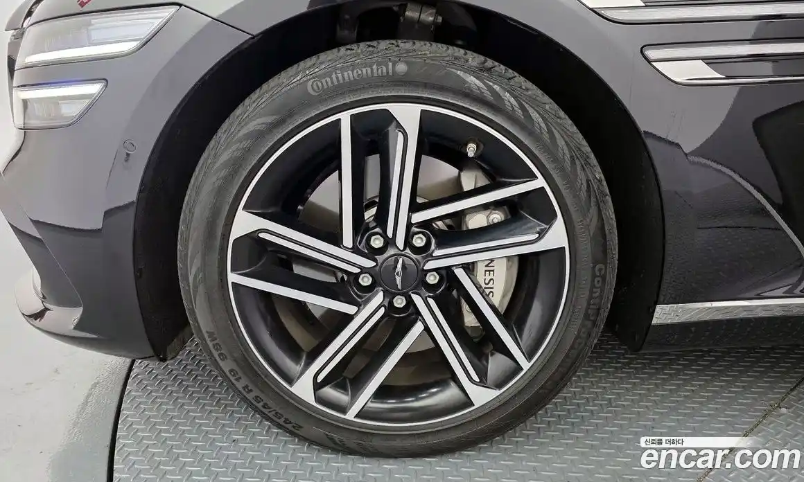 Genesis G80 2024 3.5 автомат (гидро), фото 5