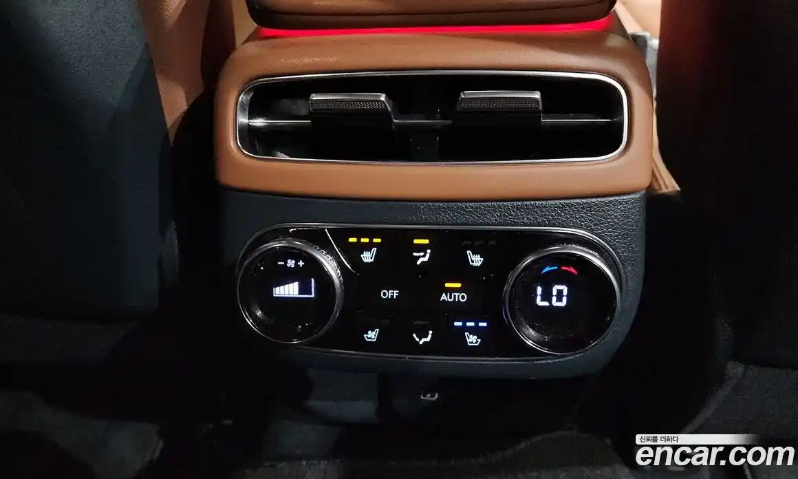 Genesis GV70 2022 2.5 автомат (гидро), фото 31